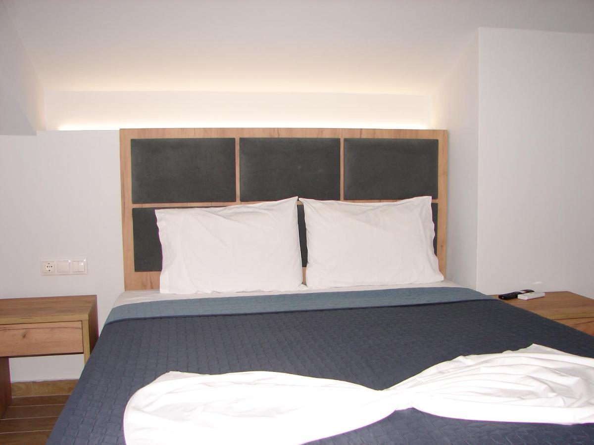 Four Reasons Aparthotel Paralia Katerinis Ngoại thất bức ảnh